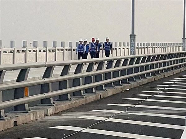 铝合金护栏
